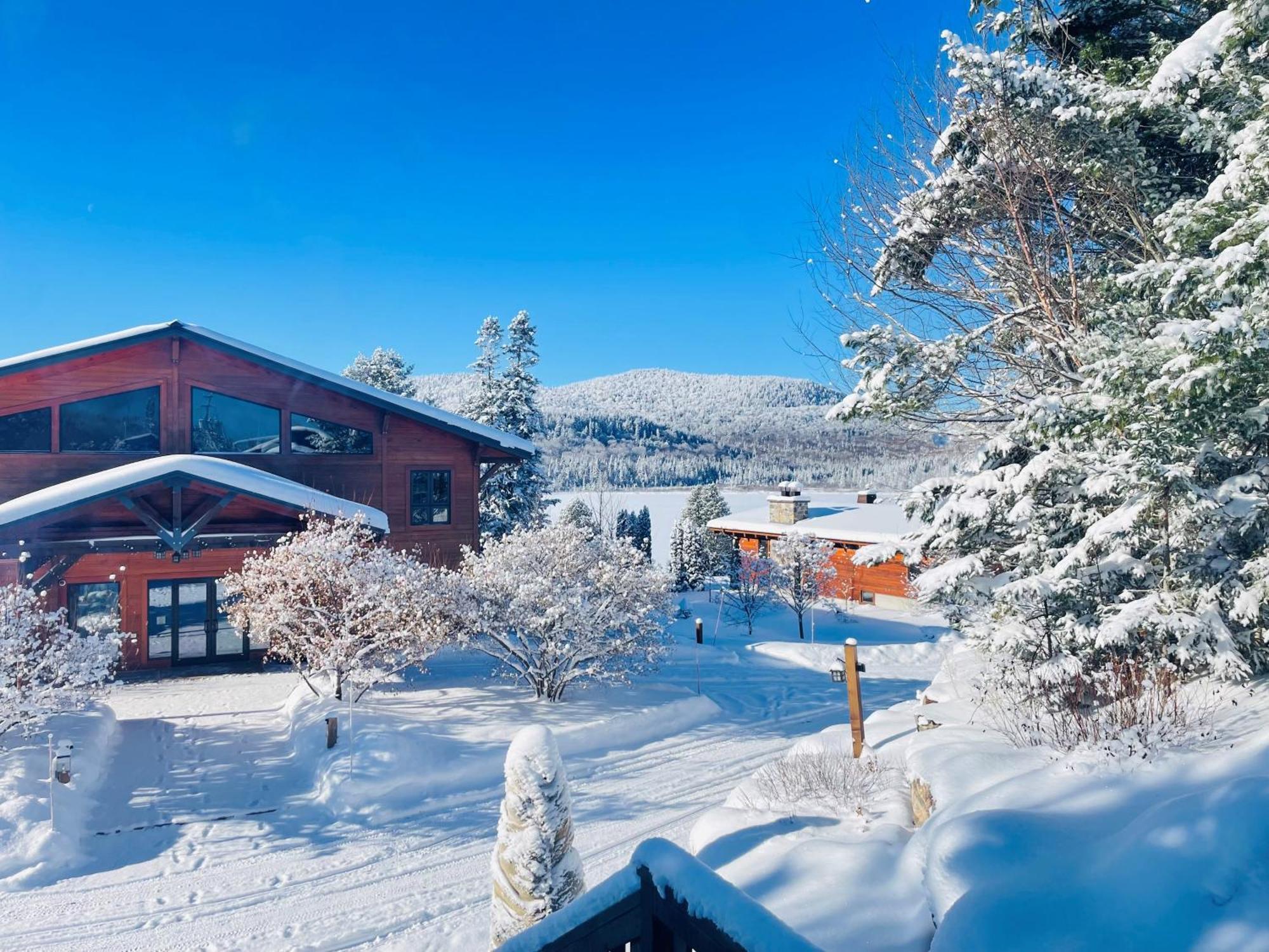 Hotel Le Grand R Saint-Donat Exterior foto
